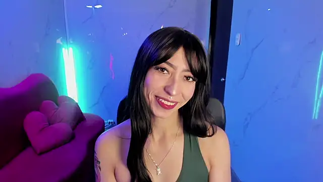 LilithCooperr  online show from 13, 4, 2026