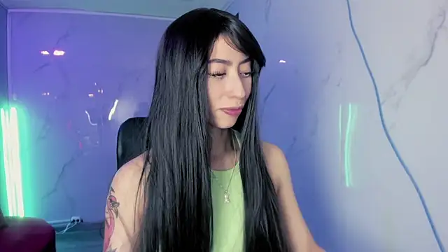 Snapshot of LilithCooperr_ chatting on 9, 5, 2026 LilithCooperr online show from 9, 5, 2026