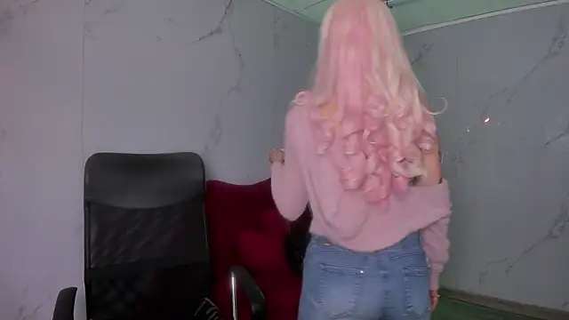 LilithCooperr  online show from 28, 3, 2026