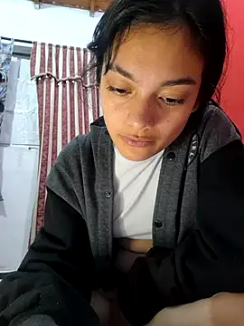 littlemelii online show from 3, 1, 2025