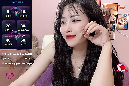  LLisa  online show from 14, 3, 2025