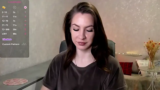 Naughty  Megan online show from 22, 4, 2026