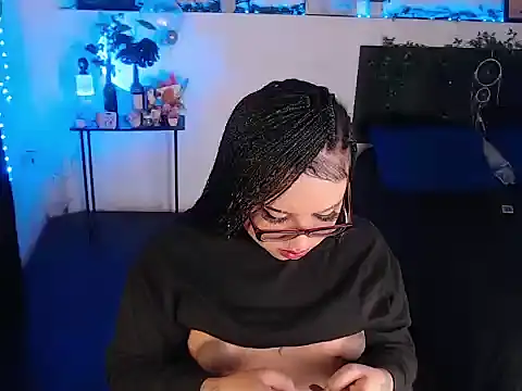 LiaScarlett online show from 23, 10, 2025