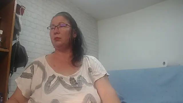 EmmaSquirt online show from 14, 12, 2025