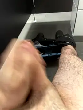 Snapshot of Drummer112 chatting on 2, 12, 2025 Drummer112 online show from 2, 12, 2025