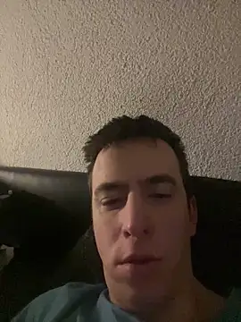 Snapshot of Drummer112 chatting on 13, 12, 2025 Drummer112 online show from 13, 12, 2025