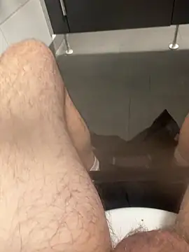 Snapshot of Drummer112 chatting on 5, 11, 2025 Drummer112 online show from 5, 11, 2025