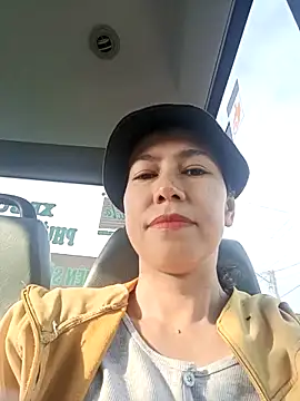 2HotAsain4u online show from 6, 2, 2026