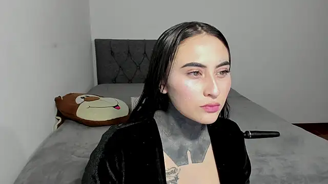 Snapshot of steban_and_kim chatting on 11, 11, 2025 steban and kim online show from 11, 11, 2025