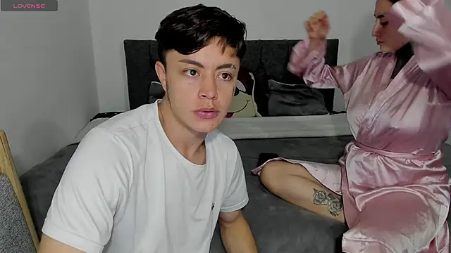 Snapshot of steban_and_kim chatting on 30, 11, 2025 steban and kim online show from 30, 11, 2025