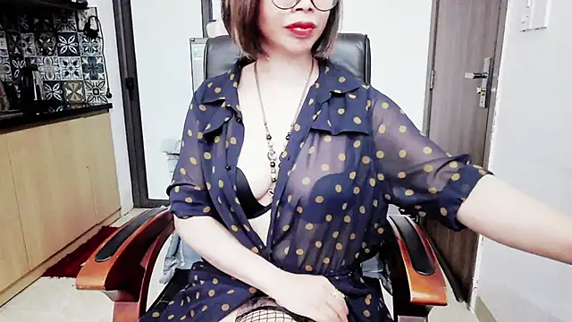 Miu-Le online show from 5, 11, 2025