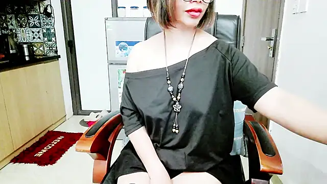 Miu-Le online show from 2, 11, 2025