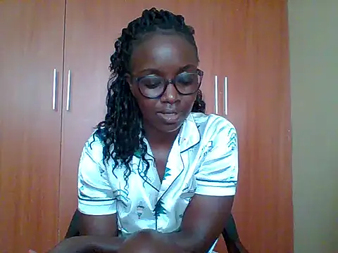 sexy darleen23 online show from 29, 3, 2026