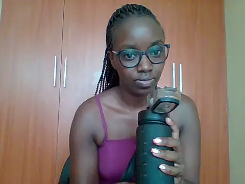 sexy darleen23 online show from 5, 4, 2026