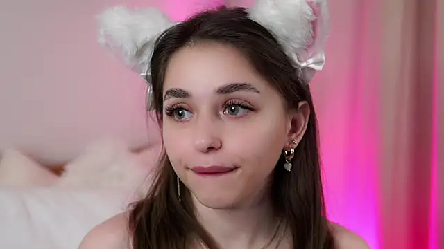 EstherMitchel online show from 4, 2, 2025