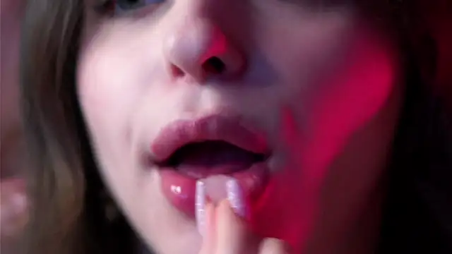 EstherMitchel online show from 8, 3, 2025