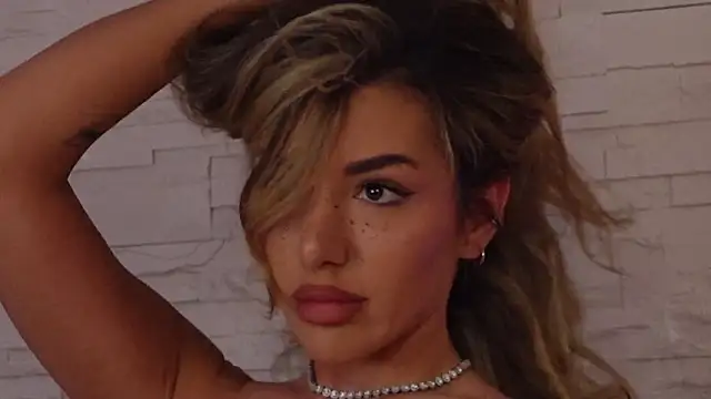 ClaraHazel online show from 10, 2, 2026