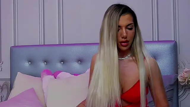 Snapshot of ClaraHazel chatting on 13, 2, 2025 ClaraHazel online show from 13, 2, 2025