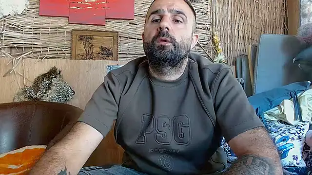 Snapshot of ivat80 chatting on 12, 7, 2026 ivat80 online show from 12, 7, 2026