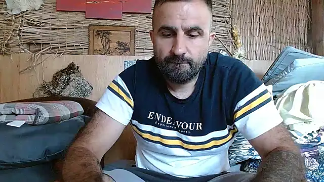 Snapshot of ivat80 chatting on 9, 7, 2026 ivat80 online show from 9, 7, 2026