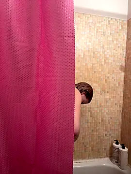 Snapshot of RinaBlondie chatting on 18, 10, 2025 RinaBlondie online show from 18, 10, 2025