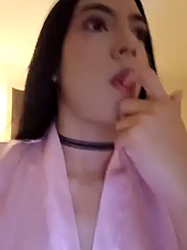 Julie Bennet online show from 22, 4, 2026