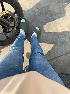 Cum on your tityyy online show from 12, 1, 2026