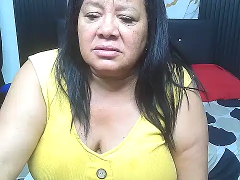 Snapshot of Shanttal0272 chatting on 8, 7, 2026 Shanttal0272 online show from 8, 7, 2026