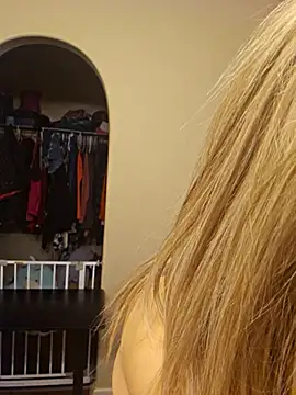 ellieconradxo online show from 7, 2, 2025