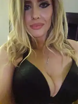 Snapshot of ellieconradxo chatting on 25, 6, 2026 ellieconradxo online show from 25, 6, 2026