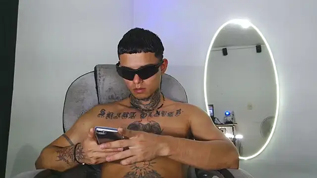 Skartoliver online show from 10, 9, 2025