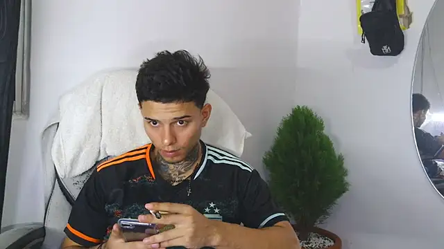 Skartoliver online show from 22, 9, 2025