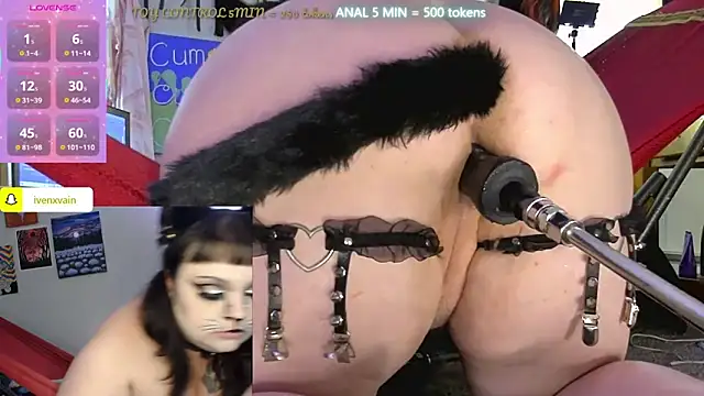 Snapshot of ivenxxxvain chatting on 3, 10, 2025 ivenxxxvain online show from 3, 10, 2025
