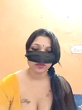 Snapshot of Beauty-khan chatting on 3, 10, 2025 Beauty-khan online show from 3, 10, 2025
