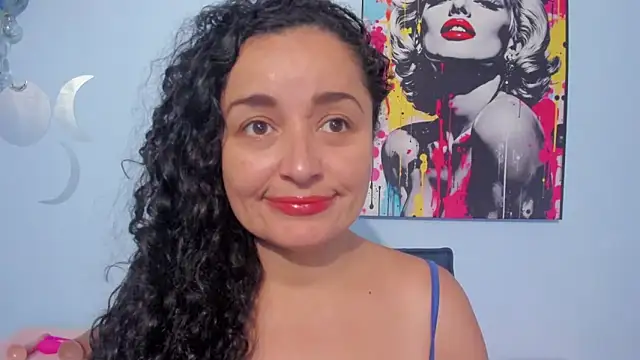 luna  sweet  online show from 24, 9, 2025