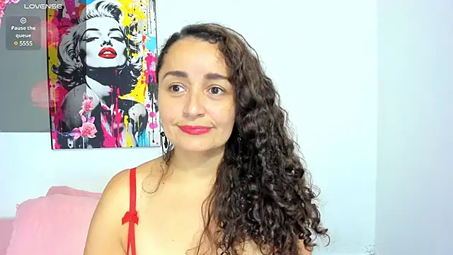  luna  sweet  online show from 18, 3, 2025