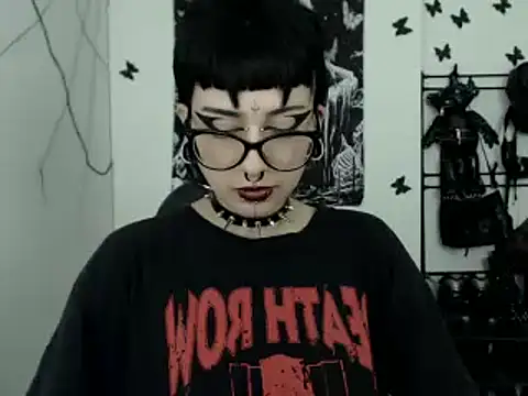 n0sferatus   online show from 28, 10, 2025