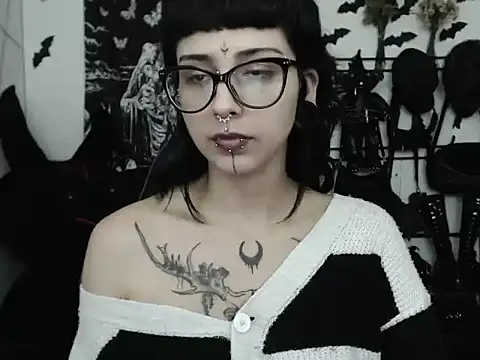 Snapshot of n0sferatus__ chatting on 6, 5, 2026 n0sferatus online show from 6, 5, 2026