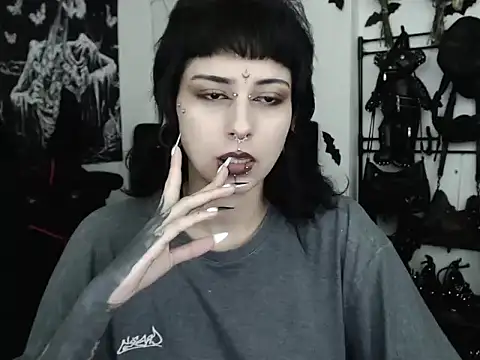 Snapshot of n0sferatus__ chatting on 28, 5, 2026 n0sferatus online show from 28, 5, 2026