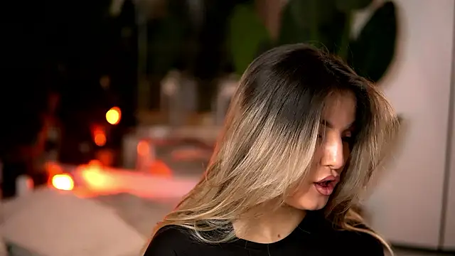 KellyMathews online show from 2, 2, 2026