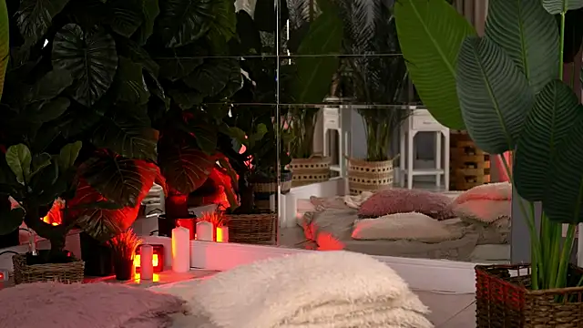 KellyMathews online show from 12, 1, 2026