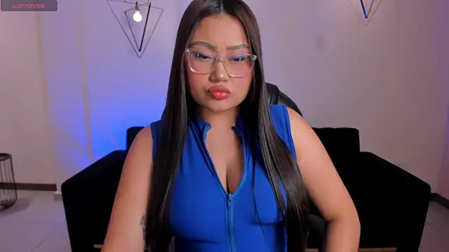 AmberLewis  online show from 11, 3, 2025