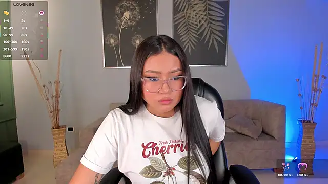 AmberLewis  online show from 2, 11, 2025