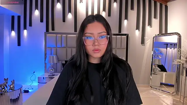 AmberLewis  online show from 6, 11, 2025