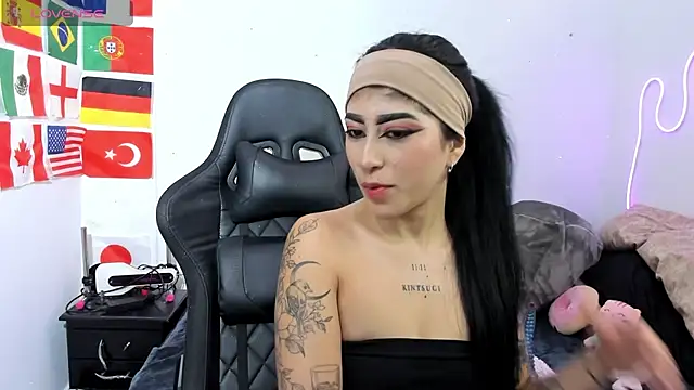 chaymae nah  online show from 1, 7, 2026