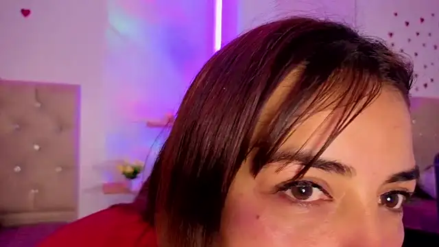Snapshot of ameliefederline11 chatting on 2, 5, 2026 ameliefederline11 online show from 2, 5, 2026