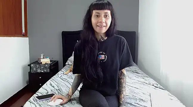 Emilia 1995 online show from 17, 2, 2025