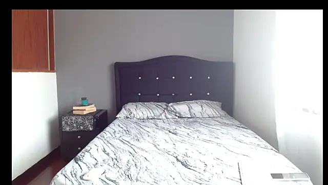 Emilia 1995 online show from 14, 2, 2026