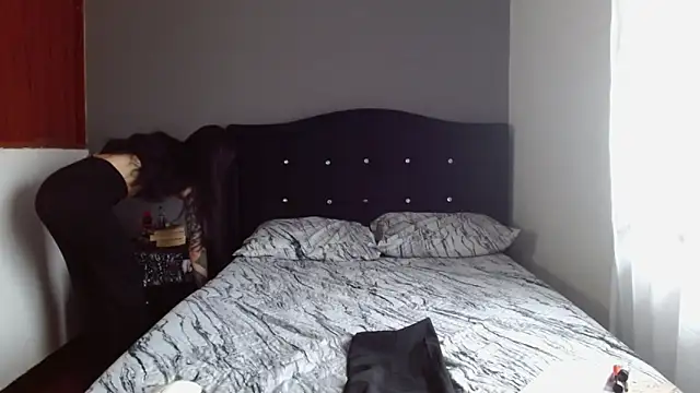 Emilia 1995 online show from 14, 10, 2025