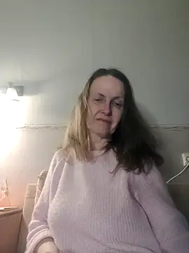 Evelina cute online show from 5, 1, 2026